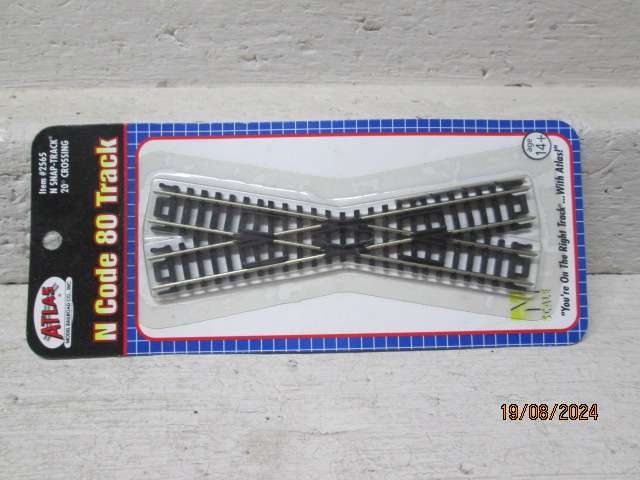 N SCALE - ATLAS - 20 DEGREE CROSSING - BOXED