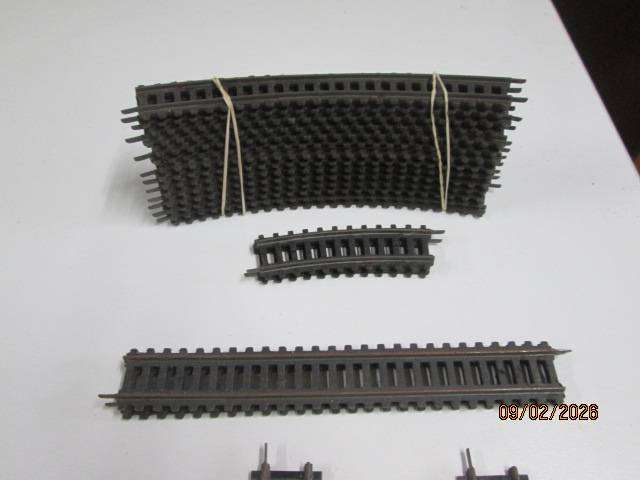 HO / OO SCALE- FLEISCHMANN - OLD TRACK & POINTS