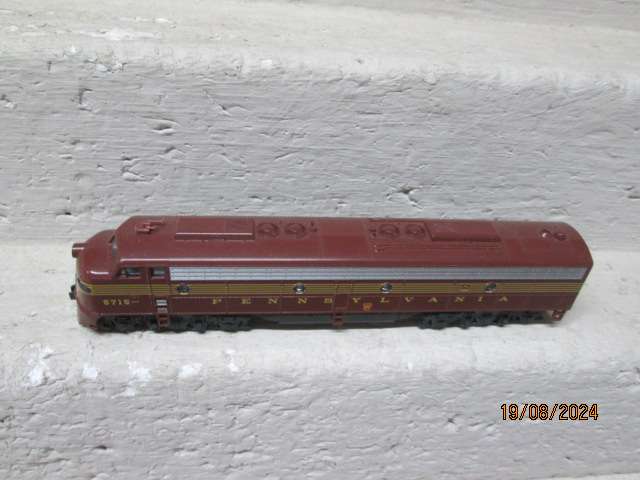 N SCALE - KATO - E8-9A PPR DIESEL LOCOMOTIVE - BOXED