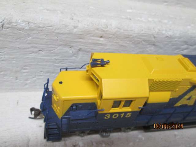 HO SCALE - BACHMANN - ALASKA DIESEL LOCOMOTIVE