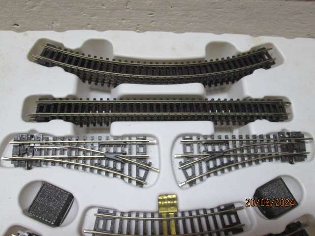 N SCALE - PECO - STARTER TRACK SET - INCLUDING PLAN BOOK - BOXED