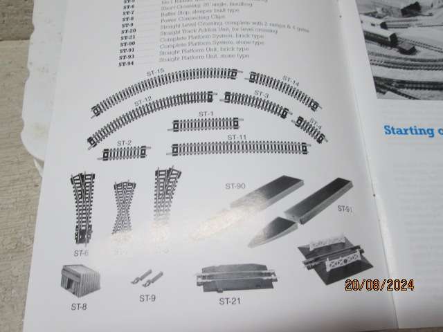 N SCALE - PECO - STARTER TRACK SET - INCLUDING PLAN BOOK - BOXED