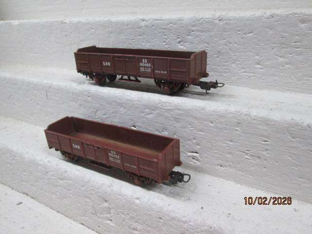 HO SCALE - LIMA - SAR - X2 ES WAGONS