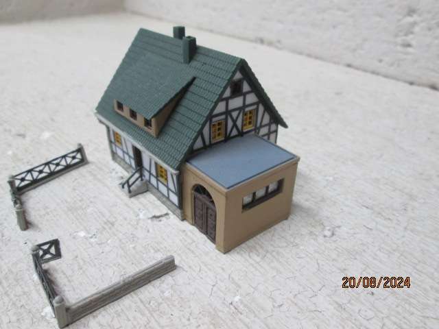 N SCALE - FALLER - TIMBERED HOUSE WITH GARAGE- BOXED