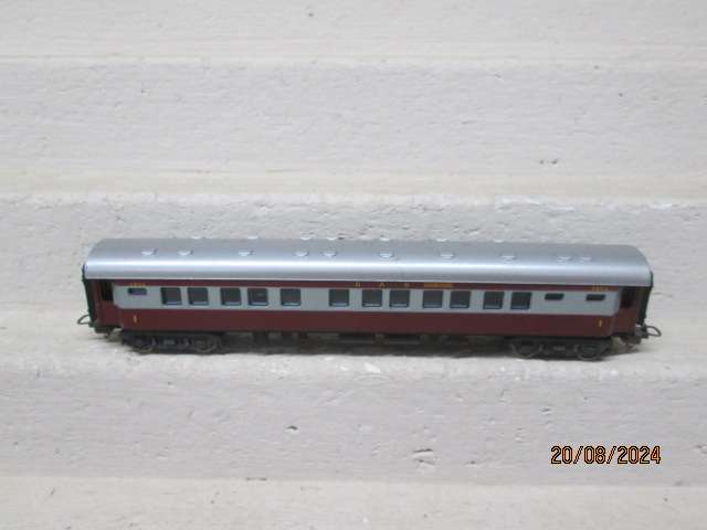 HO SCALE - LIMA - SAR - TRANSKAROO 1ST CLASS COACH - BOXED