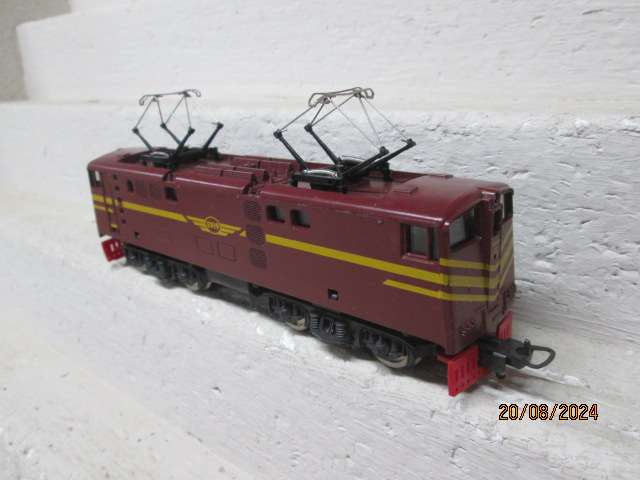 HO SCALE - LIMA - SAR - BROWN 5E ELECTRIC LOCOMOTIVE - BOXED