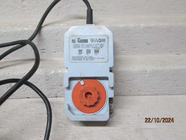 HO SCALE - LIMA - CONTROLLER TRANSFORMER