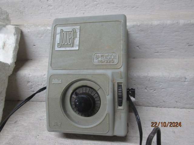 HO SCALE -JOUEFF - CONTROLLER TRANSFORMER