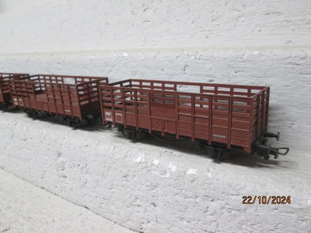 HO SCALE - LILLIPUT - SNCF CATTLE CARS - X3