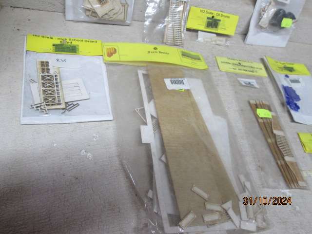 HO SCALE - CRAIG MODELS - X11 VARIOUS KITS