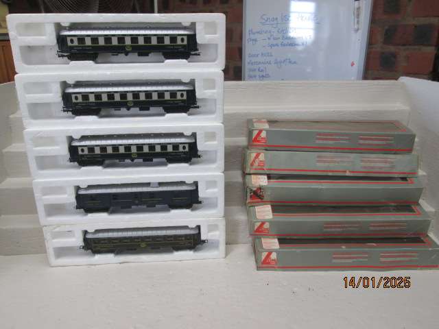 HO SCALE - LIMA - ORIENT EXPRESS - COACHES - X5 - BOXED