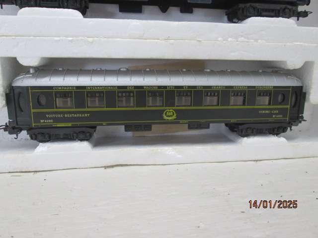 HO SCALE - LIMA - ORIENT EXPRESS - COACHES - X5 - BOXED