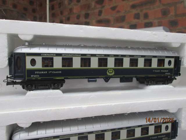 HO SCALE - LIMA - ORIENT EXPRESS - COACHES - X5 - BOXED