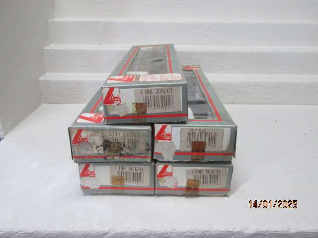 HO SCALE - LIMA - ORIENT EXPRESS - COACHES - X5 - BOXED