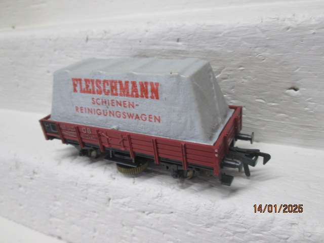 HO SCALE - FLEISCHMANN - TRACK CLEANER WAGON - BOXED