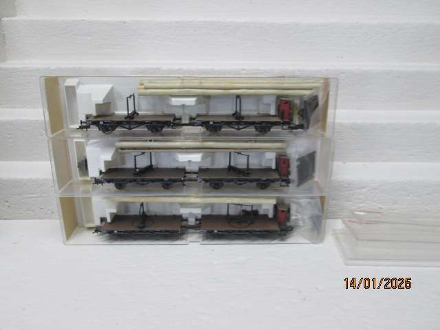HO SCALE - FLEISCHMANN - X3 TWIN WAGON SETS - BOXED