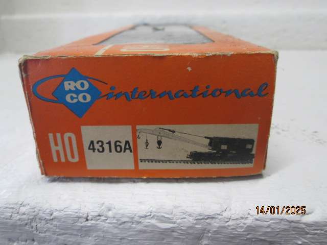 HO SCALE - ROCO - CRANE SET - BOXED