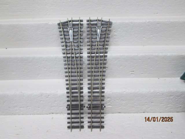 HO / OO SCALE - GRAHAM FARISH POINTS - X14 - BOXED