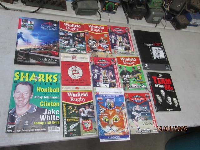 OLD RUGBY MEMORIBILIA MAGAZINES/BOOKS