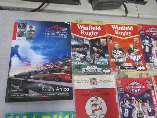 OLD RUGBY MEMORIBILIA MAGAZINES/BOOKS