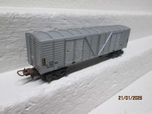 HO SCALE - LIMA - SAR- SILVER OZ - BOX CAR