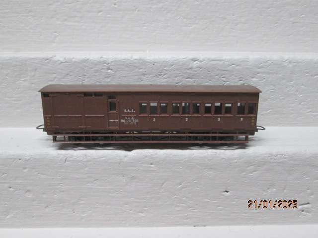 HO SCALE - LIMA - SAR- V8 GUARDS VAN