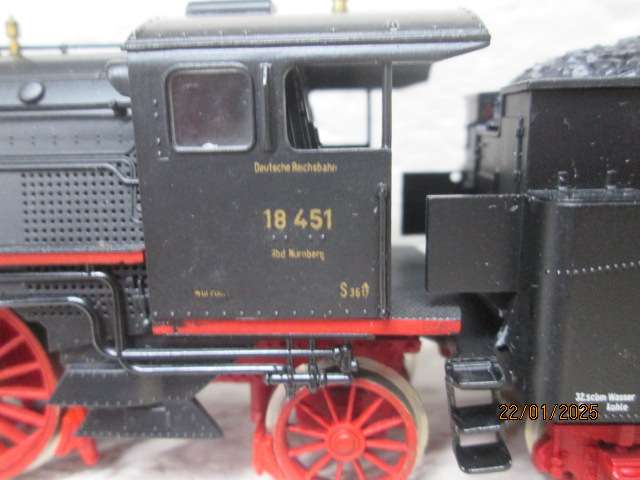 HO SCALE - LILIPUT - 4-6-2 - STEAM LOCOMOTIVE - BOXED