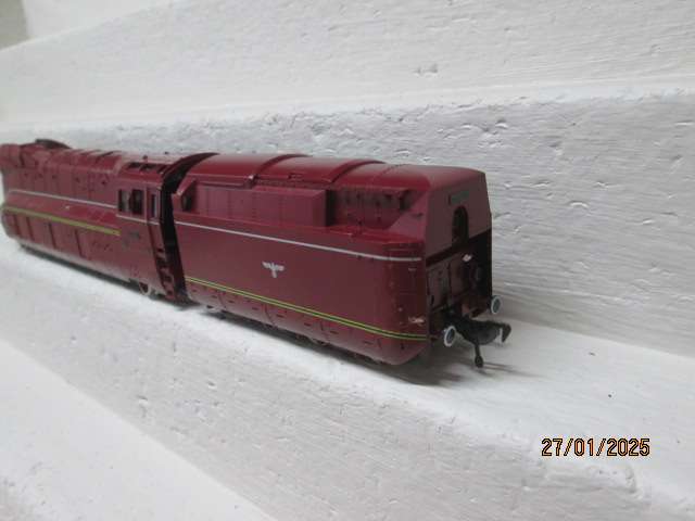 HO SCALE - FLEISCHMANN - 4-6-2 RED STEAM LOCOMOTIVE - BOXED