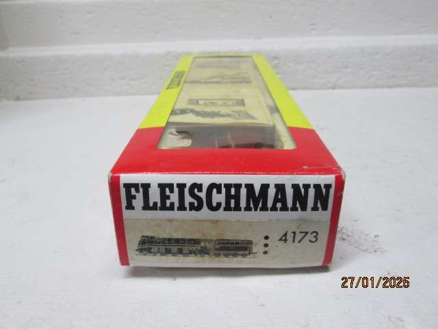 HO SCALE - FLEISCHMANN - 4-6-2 RED STEAM LOCOMOTIVE - BOXED
