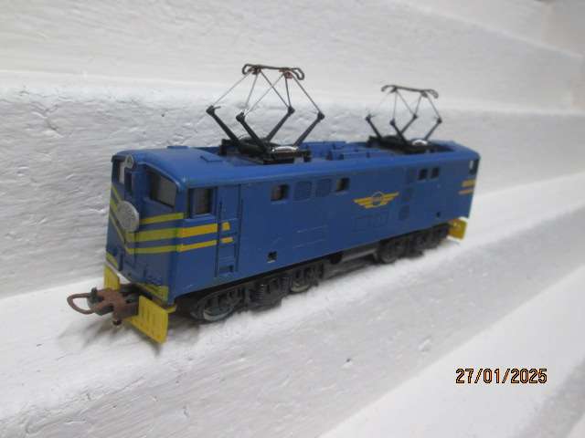 HO SCALE - LIMA - SAR -BLUE 5E ELECTRIC LOCOMOTIVE