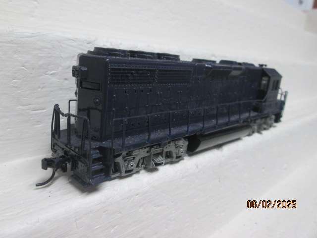 HO SCALE - BACHMANN - DARK BLUE DIESEL LOCOMOTIVE