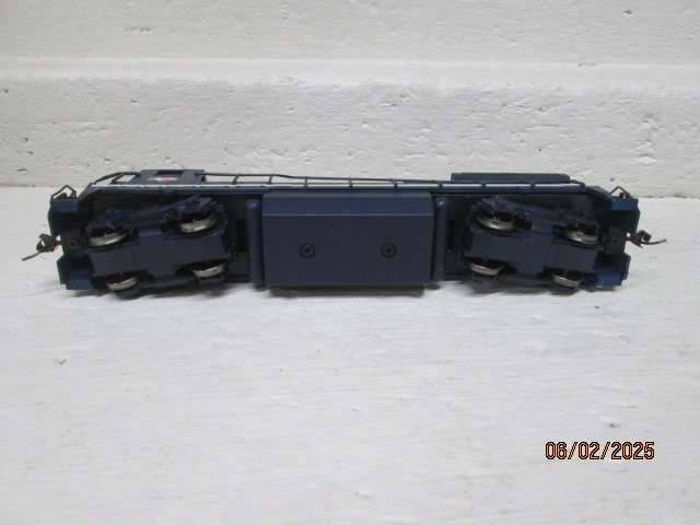 HO SCALE - BACHMANN - BLUE DIESEL LOCOMOTIVE