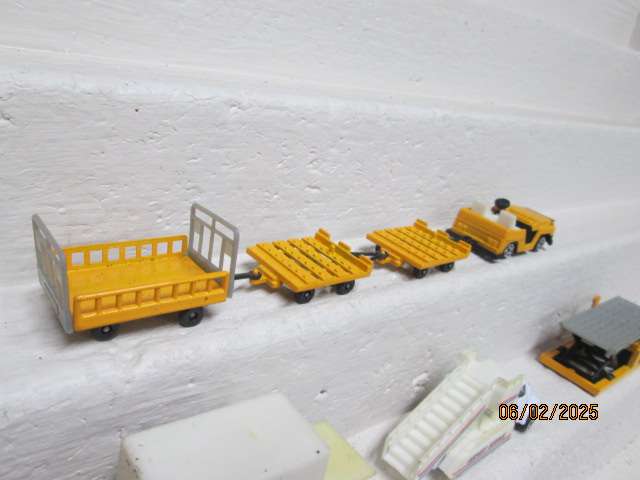 HO SCALE - ENTRY LEVEL AIRPORT SET