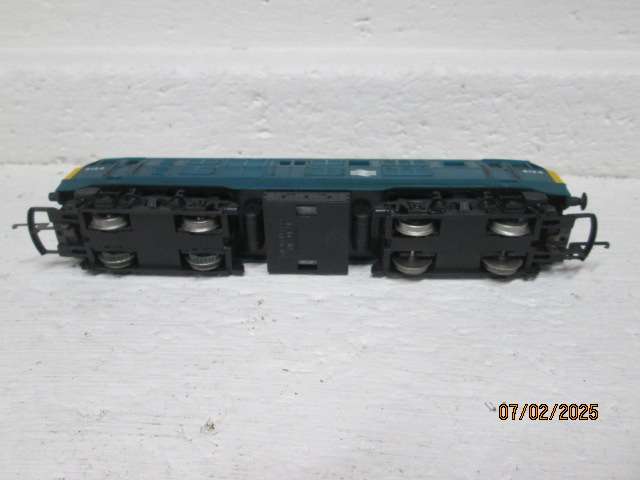 OO SCALE - HORNBY - BRITISH DIESEL LOCOMOTIVE