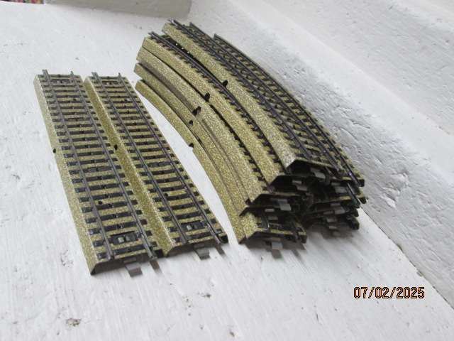 HO SCALE - MARKLIN TRACK