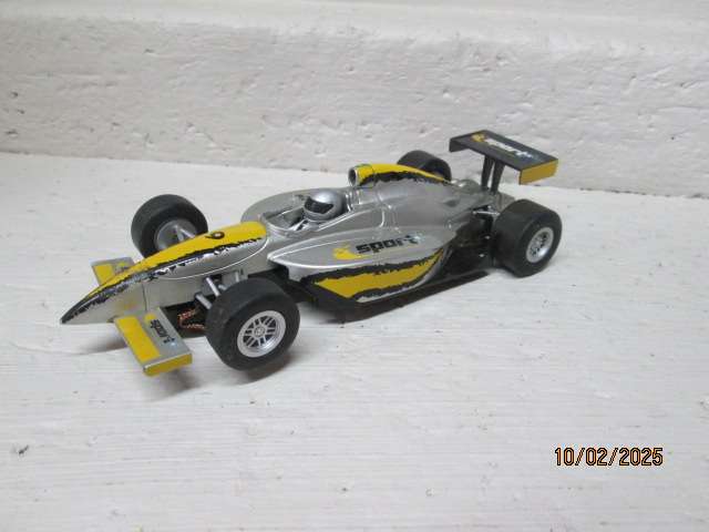 SLOT CAR - 1:32 SCALE - HORNBY - F1 SPORT