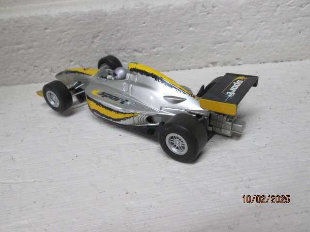 SLOT CAR - 1:32 SCALE - HORNBY - F1 SPORT