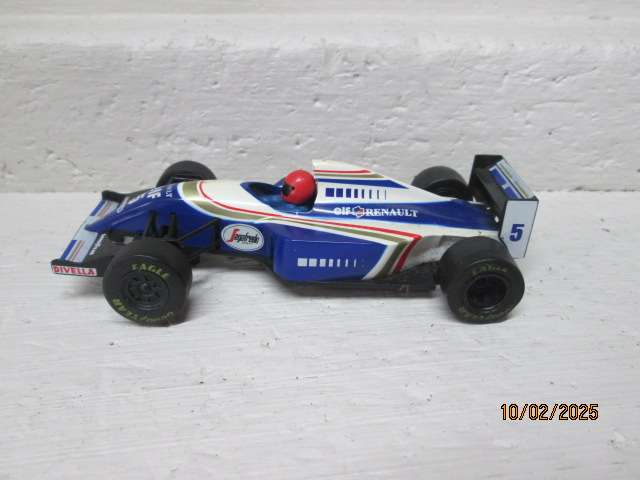 SLOT CAR - 1:32 SCALE - HORNBY - F1 RENAULT