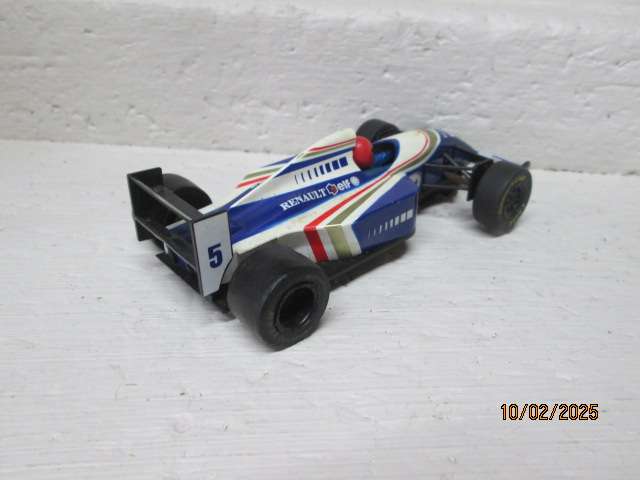 SLOT CAR - 1:32 SCALE - HORNBY - F1 RENAULT
