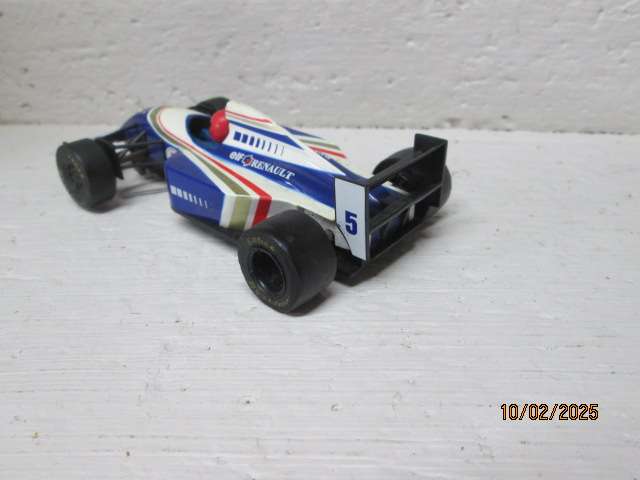 SLOT CAR - 1:32 SCALE - HORNBY - F1 RENAULT