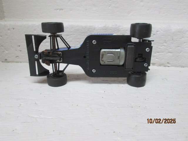 SLOT CAR - 1:32 SCALE - HORNBY - F1 RENAULT