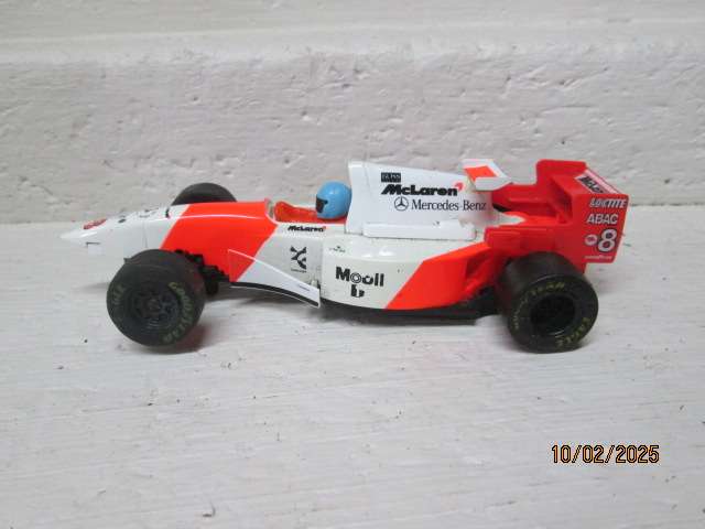 SLOT CAR - 1:32 SCALE - HORNBY - F1 McCLAREN