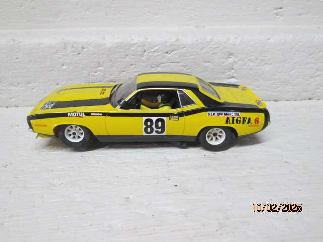 SLOT CAR - 1:32 SCALE - SCX - PLIMOTH BARRACUDA