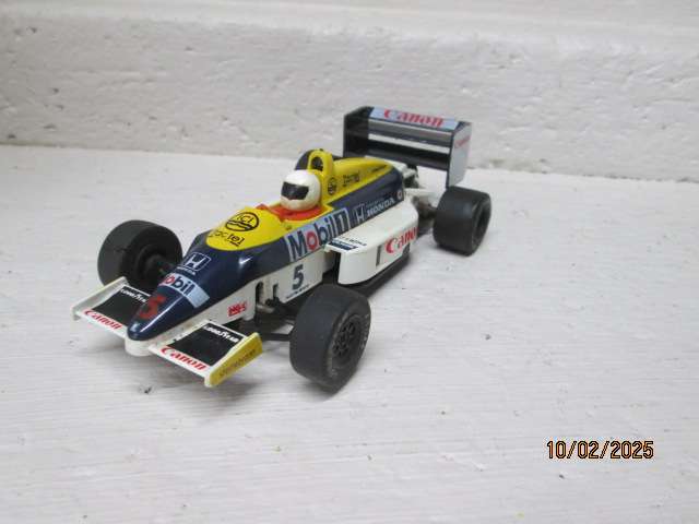 SLOT CAR - 1:32 SCALE - SCALEXTRIC HONDA F1