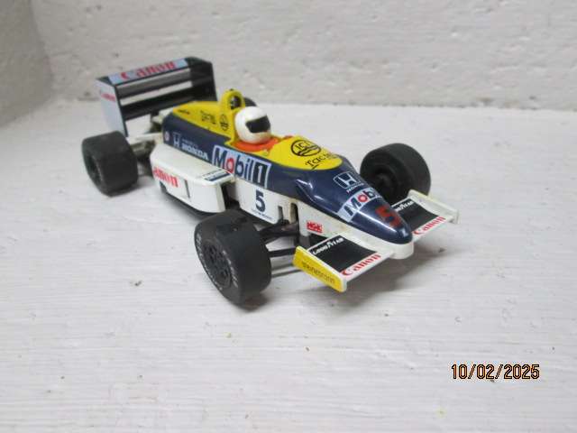 SLOT CAR - 1:32 SCALE - SCALEXTRIC HONDA F1