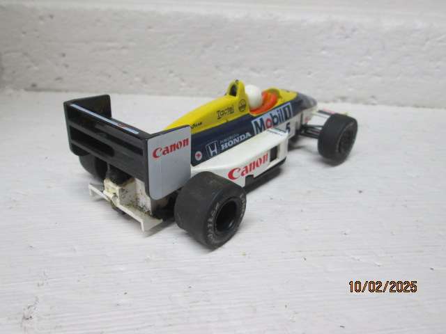 SLOT CAR - 1:32 SCALE - SCALEXTRIC HONDA F1