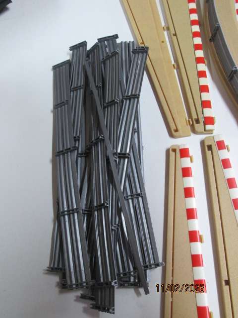 SLOT CARS - 1:32 SCALE - HORNBY - OUTER CURVINGS