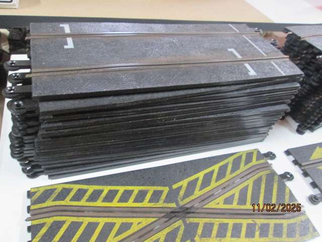 SLOT CARS - 1:32 SCALE - HORNBY / SCX TRACK - LARGE AMOUNT