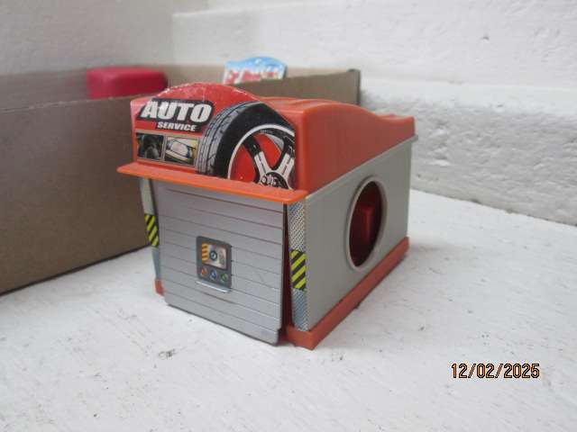 HO / OO SCALE - ENTRY LEVEL BUILDINGS & EQUIPMENT