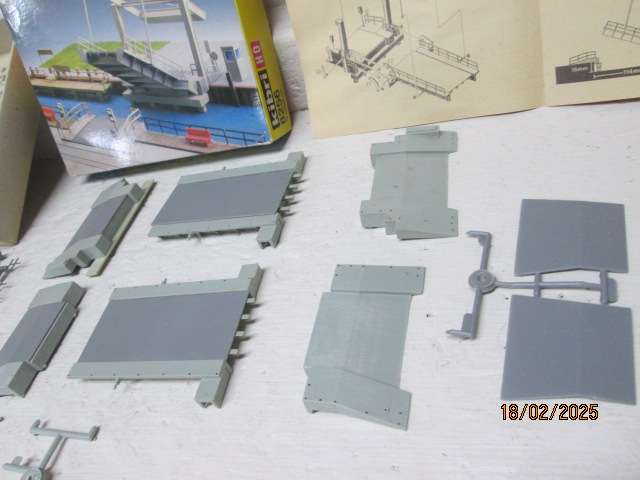 HO SCALE - KIBRI - SWIVVEL BRIDGE KIT - BOXED